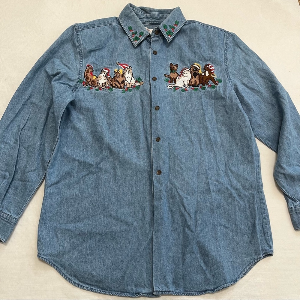 Vintage Karen Scott Christmas Cats Embroidered Button Down Shirt Chambray